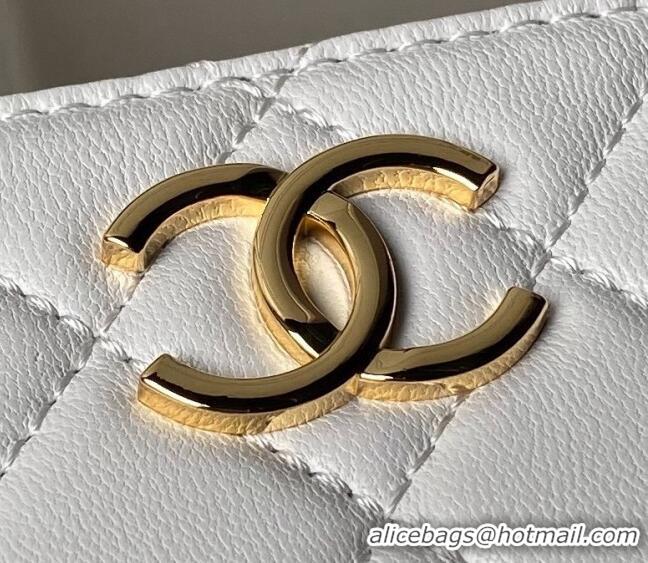 Grade Quality Chanel Shiny Crumpled Calfskin Clutch with Heart Chain AP3787 White 2024