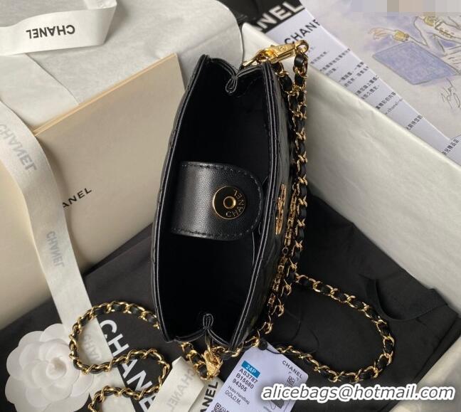 Unique Grade Chanel Shiny Crumpled Calfskin Clutch with Heart Chain AP3787 Black 2024