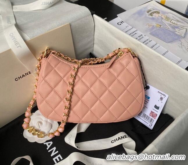 Best Product Chanel Shiny Crumpled Calfskin Hobo Clutch with Heart Chain AP3786 Light Pink 2024