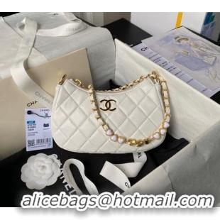 Promotional Chanel Shiny Crumpled Calfskin Hobo Clutch with Heart Chain AP3786 White 2024