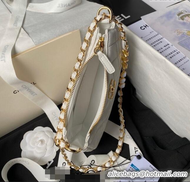 Promotional Chanel Shiny Crumpled Calfskin Hobo Clutch with Heart Chain AP3786 White 2024