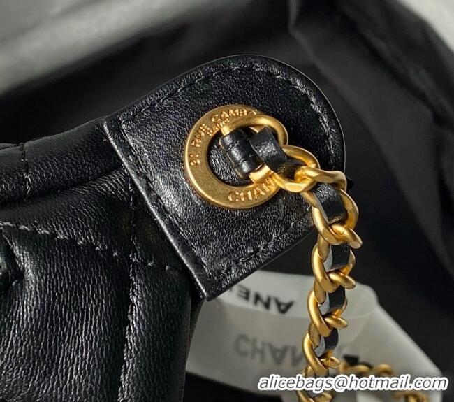 Grade Quality Chanel Shiny Lambskin Waist Bag with CC Charm Chain AP4113 Black 2024