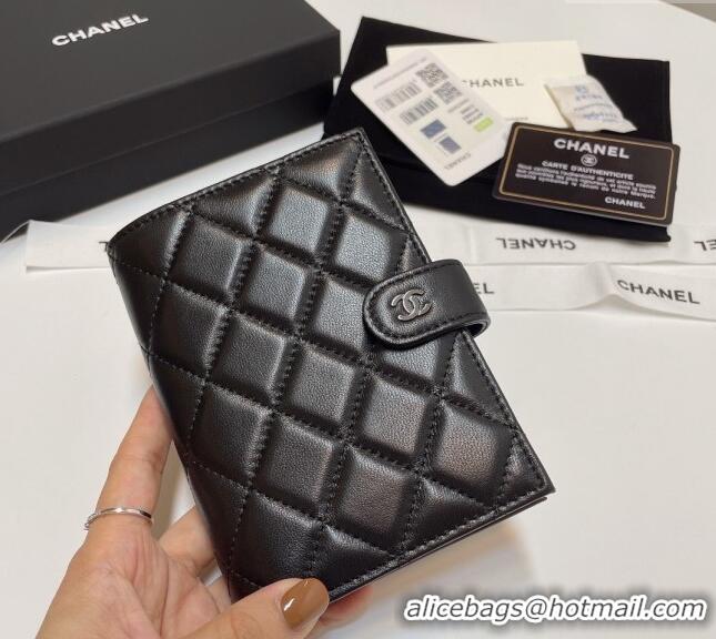 Shop Grade Chanel Lambskin Passport Cover AP3196 Black/Silver 2024