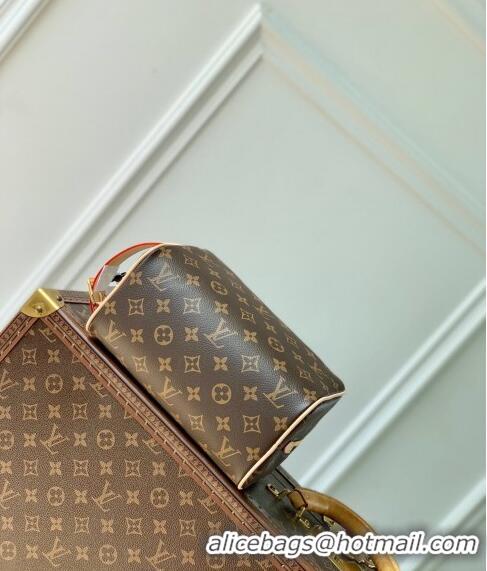 New Design Louis Vuitton Locker Dopp Kit Bag in Monogram Canvas M83112 2024