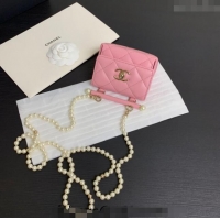 Shop Grade Chanel Lambskin Triangle Clutch with Chain and AP4006 Pearls Light Pink 2024