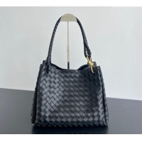 Good Product Bottega Veneta Large Parachute Shoulder Bag in Intrecciato Leather 796571 Black 2024