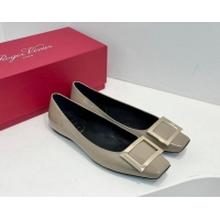 Sumptuous Roger Vivier Trompette Metal Buckle Ballerinas Flat in Patent Leather Grey 611146