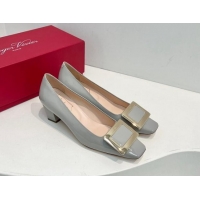 Low Price Roger Vivier Belle Vivier Metal Buckle Pumps 4.5cm in Patent Leather Light Grey 611154