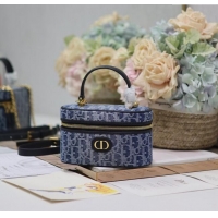 Promotional Dior 30 Montaigne Mini Vanity Case in Blue Denim Dior Oblique Jacquard 5198 2024