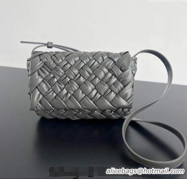 New Stylish Bottega Veneta Men's Small Rumple Messenger bag in Intrecciato Leather 787113 Grey 2024