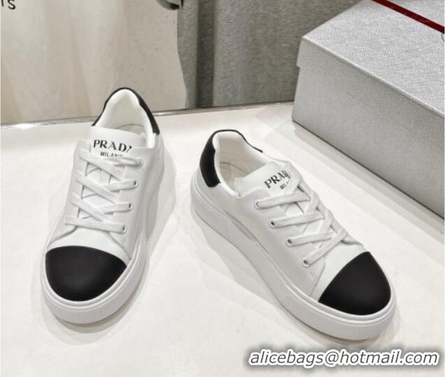 Sumptuous Prada leather sneakers with Logo Print White/Black 719145