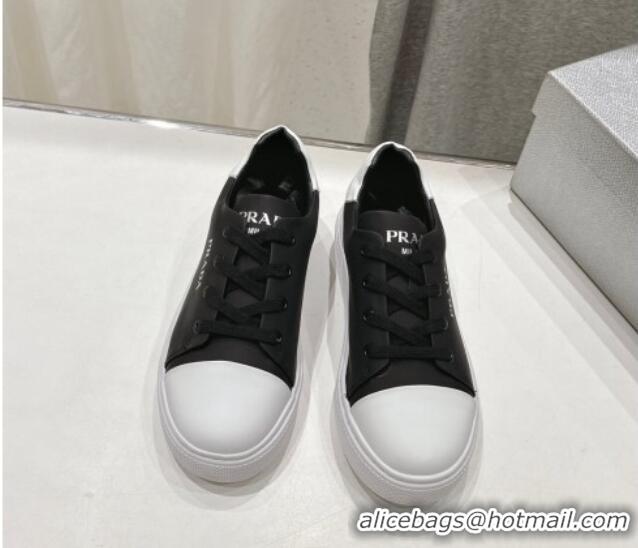 Charming Prada leather sneakers with Logo Print Black/White 719146