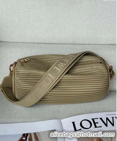 Promotional Loewe Large Bracelet Pouch Tubular Bag In Pleated Nappa Leather LW9752 Clay Green 2024