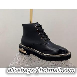 Good Quality Chanel Calfskin Lace-up Ankle Boots with Chain and Logo Black 722003