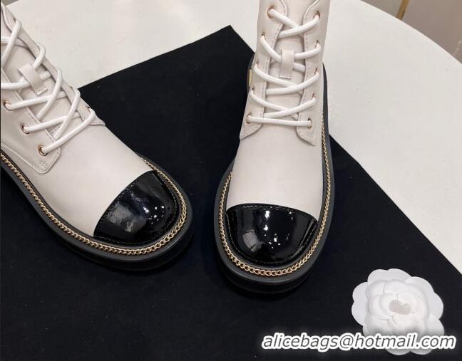 Best Price Chanel Calfskin Lace-up Ankle Boots with Chain and Logo White 722004