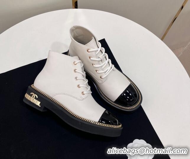 Best Price Chanel Calfskin Lace-up Ankle Boots with Chain and Logo White 722004