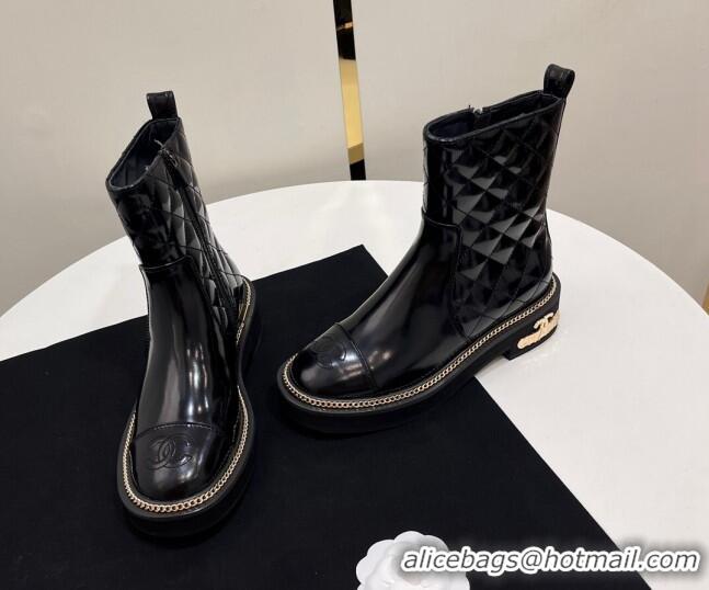 Top Grade Chanel Shiny Quilted Calfskin Ankle Boots with Chain and Logo Black 722005