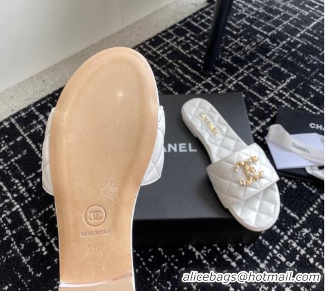 Good Quality Chanel Lambskin Flat Slides Sandal with Chain Pearl CC White 722021