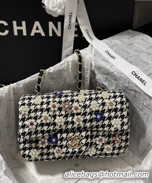 Good Product Chanel Embroidered Tweed Mini Classic Flap Bag with Pearl Bloom A69900 White/Black 2024