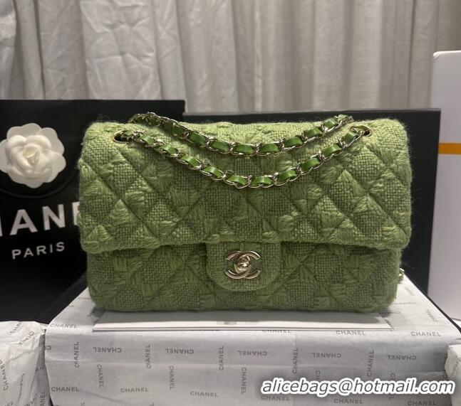 Traditional Specials Chanel Classic Tweed Medium Flap Bag A01112 Green 2024