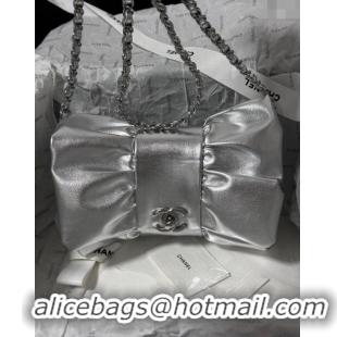 Luxurious Grade Chanel Metallic Lambskin Clutch with Chain AS5129 Silver 2024