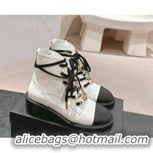 Pretty Style Chanel Patent Crinkled Calfskin Combat lace-up Ankle Boots 5cm White 722056