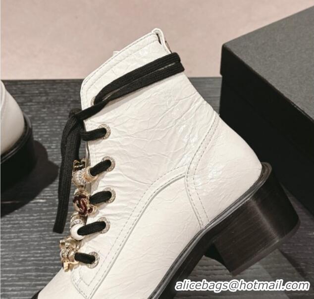 Pretty Style Chanel Patent Crinkled Calfskin Combat lace-up Ankle Boots 5cm White 722056