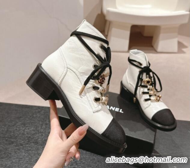 Pretty Style Chanel Patent Crinkled Calfskin Combat lace-up Ankle Boots 5cm White 722056