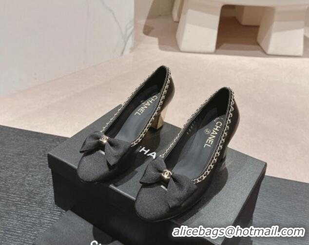 Sophisticated Chanel Calfskin & Grosgrain Pumps 7cm with Chain Bow Black 722072