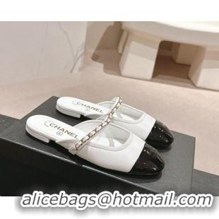 Hot Style Chanel Calfskin & Patent Flat Mules with Chain White 722084