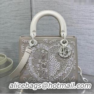 Grade Quality Dior Calfskin Lady Dior Medium Bag with Bead Embroidery D8134 White/Grey 2024