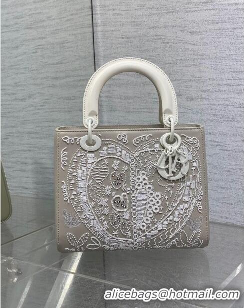 Grade Quality Dior Calfskin Lady Dior Medium Bag with Bead Embroidery D8134 White/Grey 2024