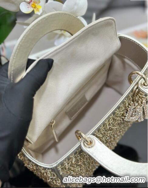 Super Quality Dior Lady Dior Medium Bag with Bead Embroidery M0565 Gold 2024