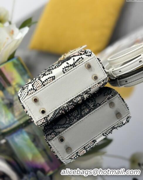 Grade Discount Dior Lady Dior Micro Bag with Butterfly Bead Embroidery S0856 White 2024