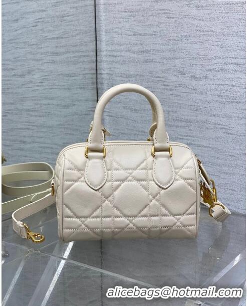 Pretty Style Dior Groove 20 Boston Bag in Macrocannage Calfskin CD5117 Beige 2024