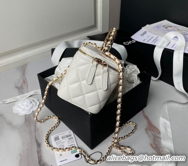 Well Crafted Chanel Lambskin Clutch with Chain and Pearls Top handle AP3956 White 2024