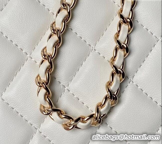 Well Crafted Chanel Lambskin Clutch with Chain and Pearls Top handle AP3956 White 2024