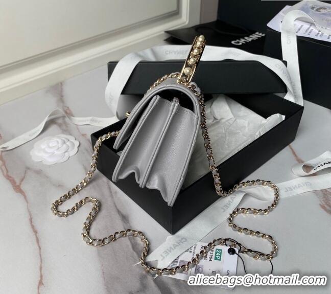 Top Design Chanel Lambskin Clutch with Chain and Pearls Top handle AP3954 Grey 2024