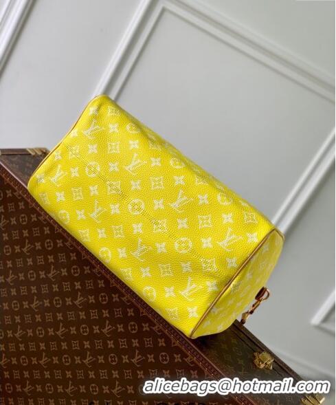 Best Quality Louis Vuitton RUNWAY Speedy P9 Bandouliere 40 Bag in Soft Calfskin M24419 Neon Yellow 2024