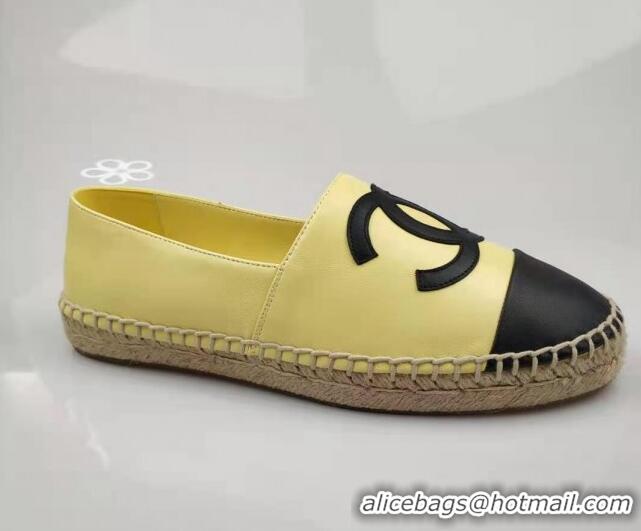 Stylish Chanel Lambskin Espadrilles Flat Yellow/Black 815134