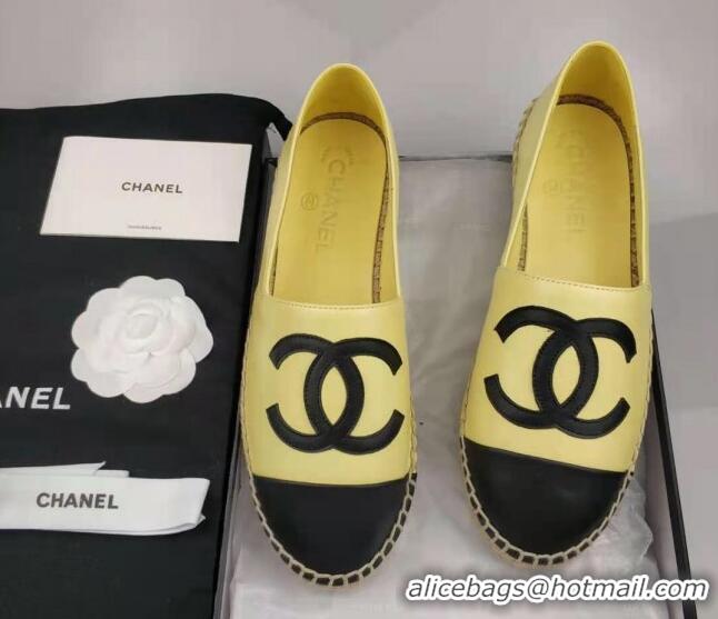 Stylish Chanel Lambskin Espadrilles Flat Yellow/Black 815134