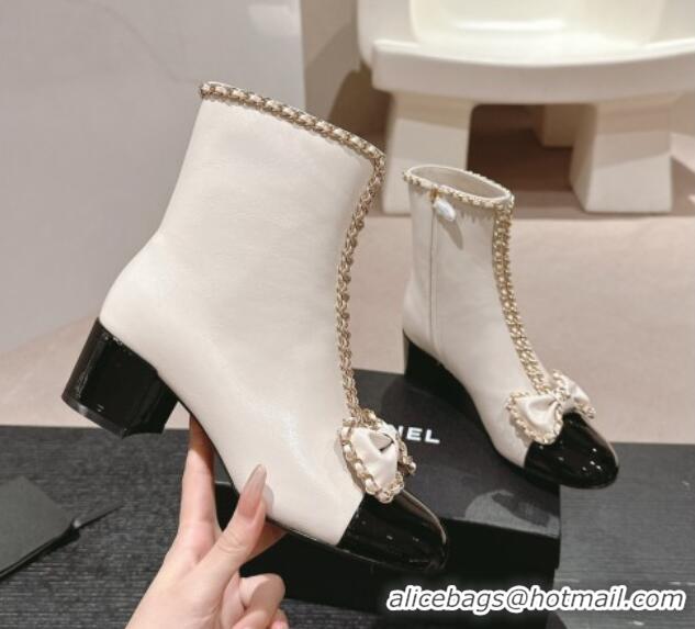 Purchase Chanel Calfskin Heel Ankle Boots with Chain and Bow White 816081