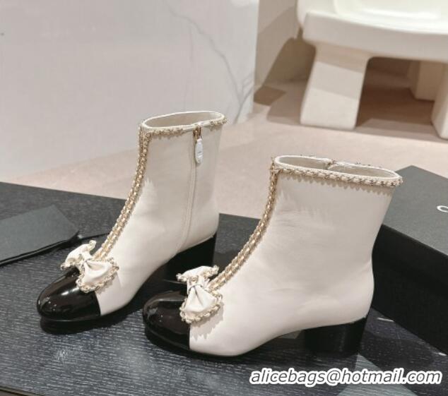 Purchase Chanel Calfskin Heel Ankle Boots with Chain and Bow White 816081