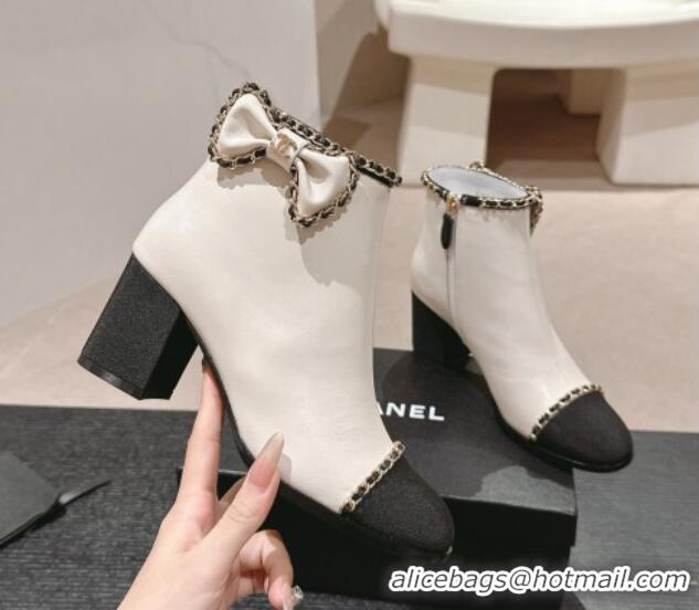 Good Looking Chanel Calfskin Heel Ankle Boots with Chain and Bow White 816085