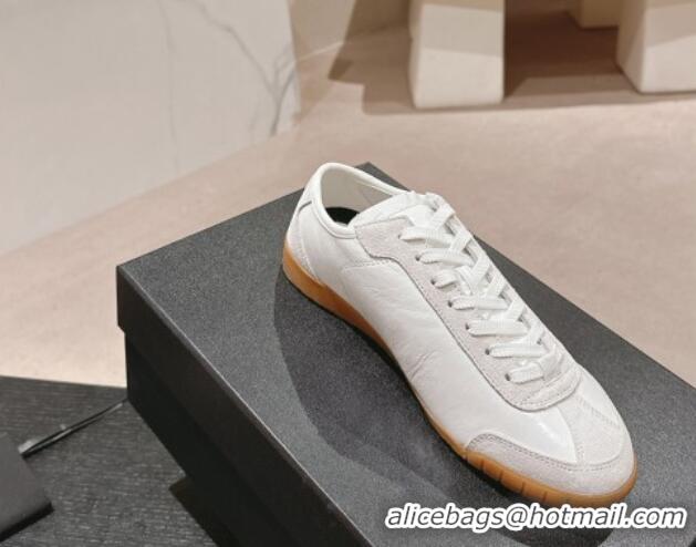 Stylish Chanel Calfskin Sneakers White 816111