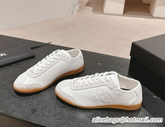 Stylish Chanel Calfskin Sneakers White 816111