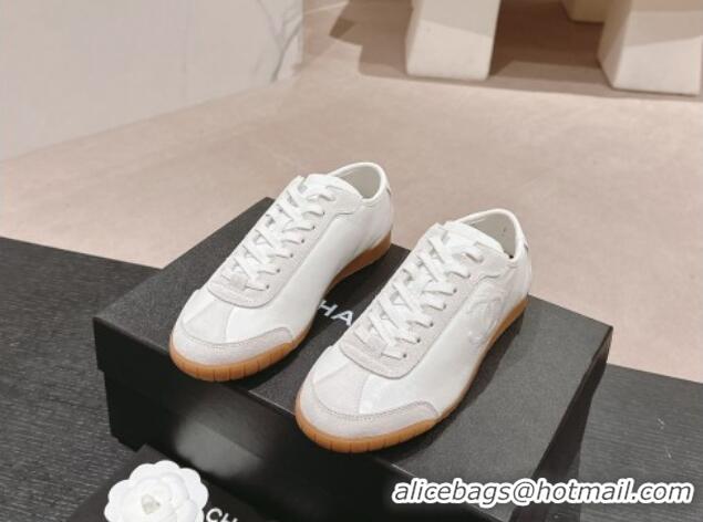 Stylish Chanel Calfskin Sneakers White 816111