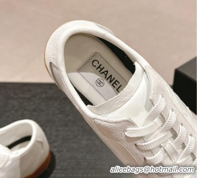 Stylish Chanel Calfskin Sneakers White 816111