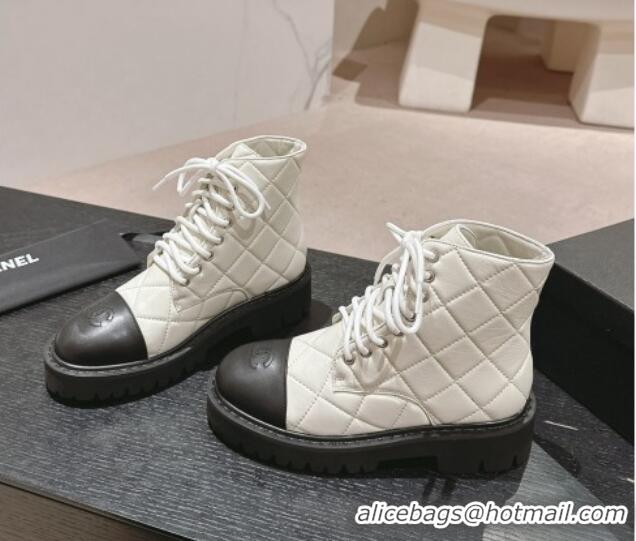 Best Grade Chanel Quilted Calfskin Lace up Ankle Boots White 816129