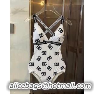 ​Pretty Style Dolce & Gabbana DG Swimwear D0709 White 2024